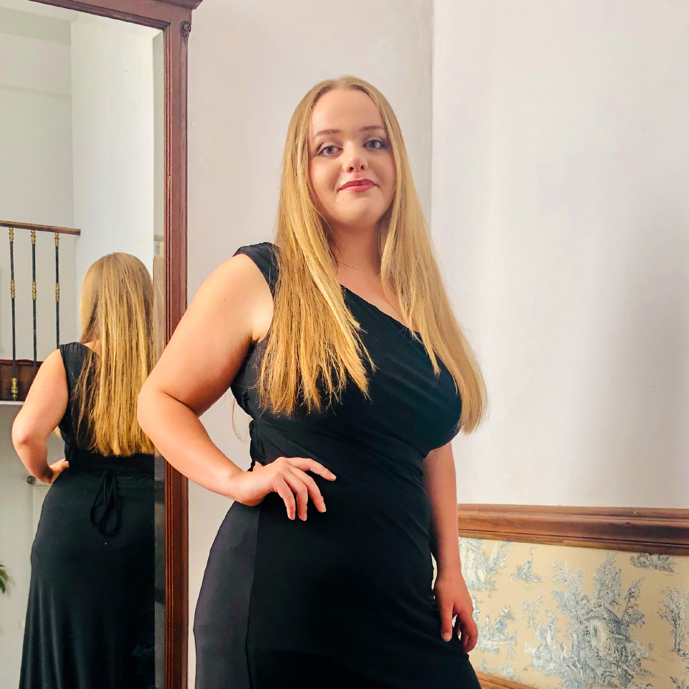 Holly sur son trente-et-un